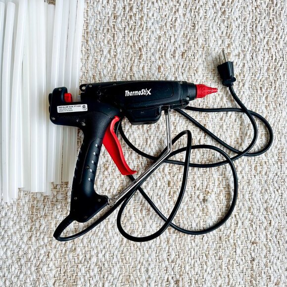 ThermoStix Industrial Glue Gun + 28 Sticks – Craft Tool Set - Picture 3 of 3